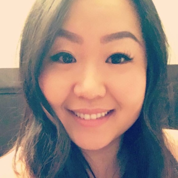 Meet your Posher - Picture 3 of 12